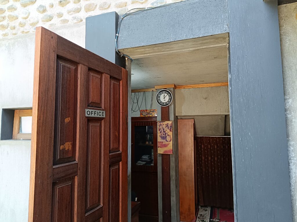 Office 05