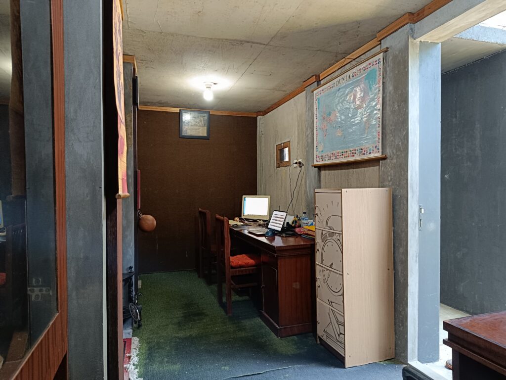 Office 06